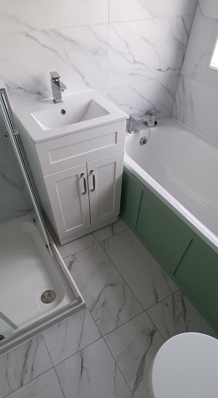 The same bathroom, basin side